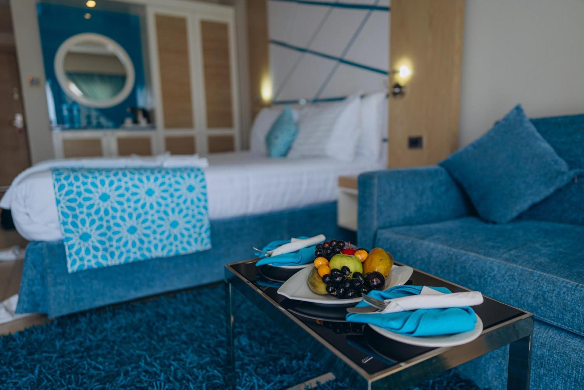 Rezort Gravity & Aqua Park Sahl Hasheesh Families And Couples Only